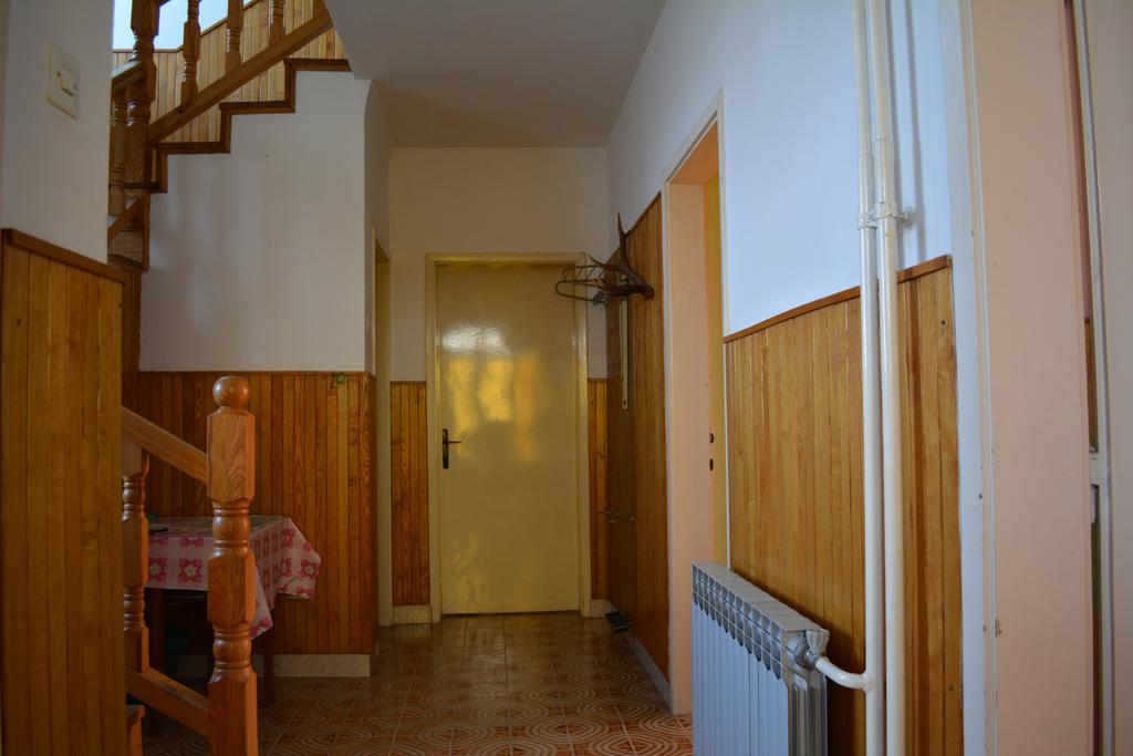 Guest House Ema Daruvar Exteriör bild